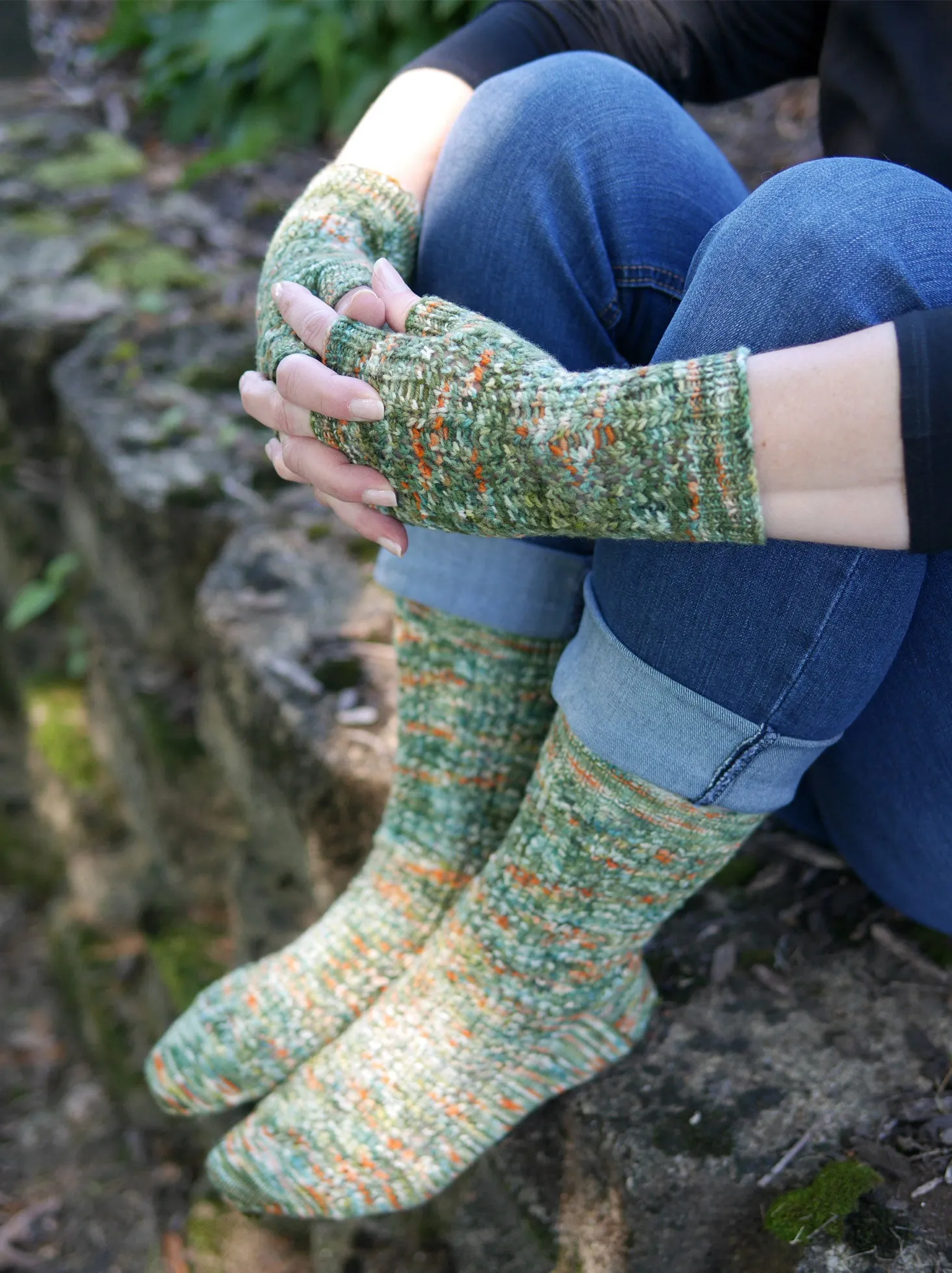 Anaconda Mitts <br/><small>knitting pattern</small>